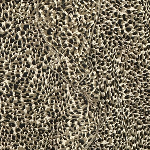 Cato Woman Black and Brown Animal Print Skirt and Top Set, Size 26W, Pre-owned - Picture 5 of 9